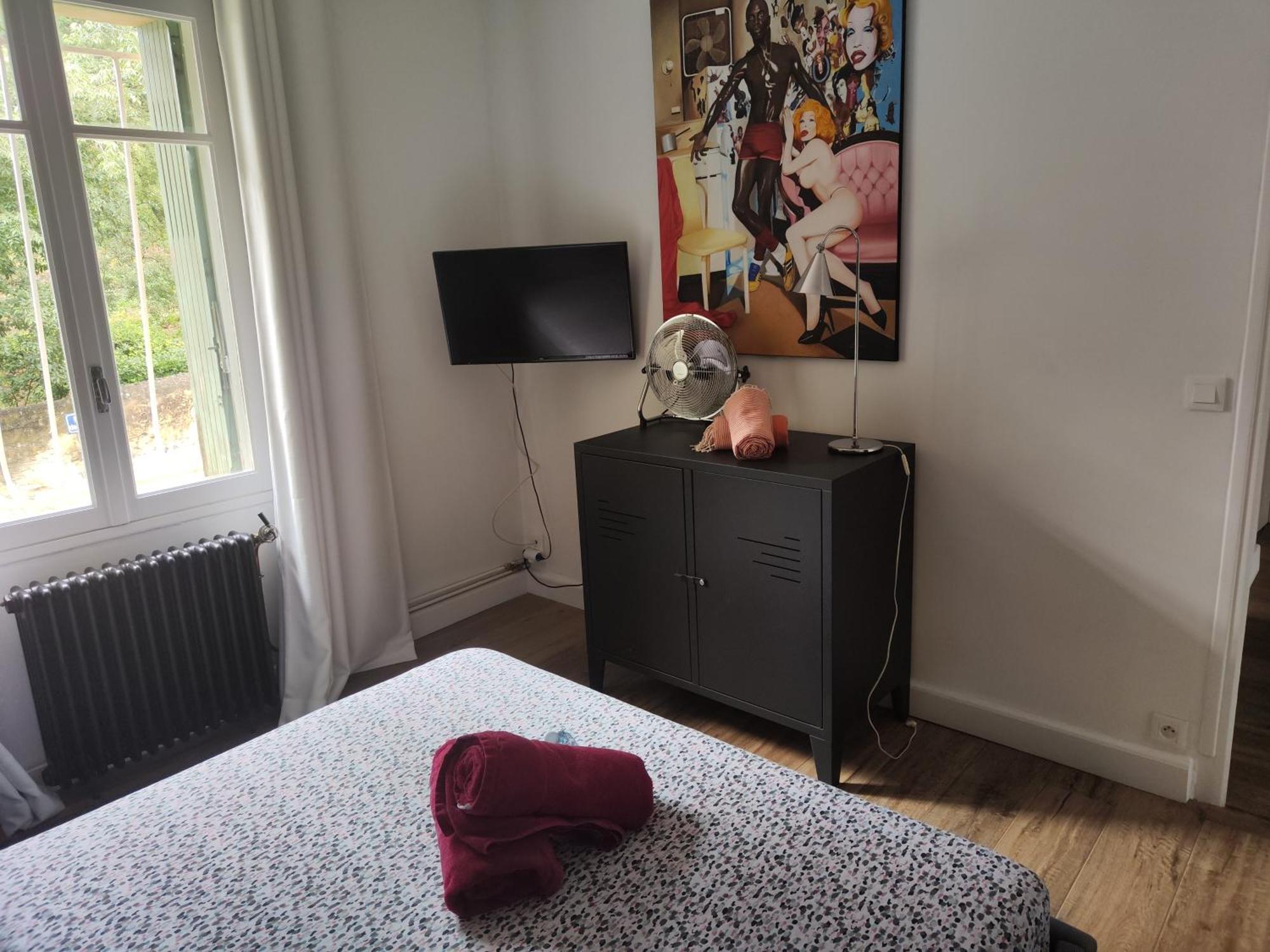 La Bastide Du Chateau Montfaucon  Room photo
